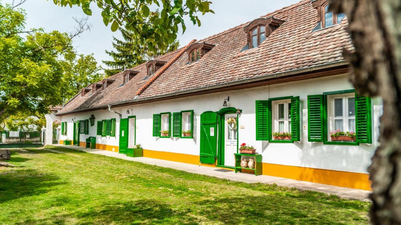 Zsámbéki Vendégház -Anno1815- Esterno foto